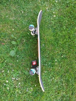 Skateboard - 3