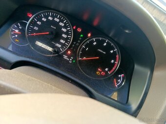 Predám auto Toyota land cruiser - 3
