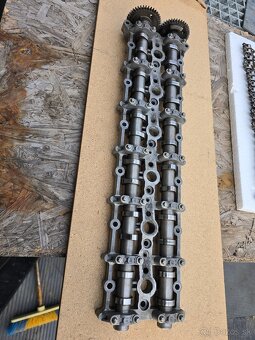 Hlava Bmw N57D30A - 3