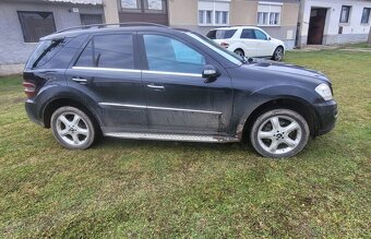 Predam mercedes ml 320 cdi 165kw cena 3000 e - 3