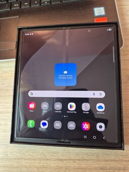 Samsung Z Fold 6 - 3