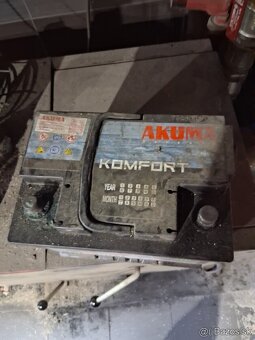 Predam autobateriu 60 ah - 3