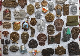 rozličné druhy - odznaky - 3