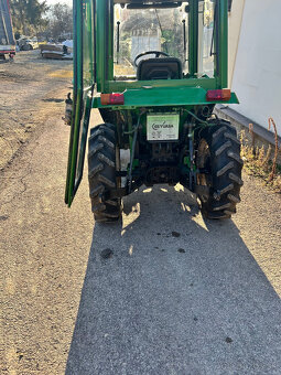 Malotraktor ISEKI 4x4 predná hydraulika - 3