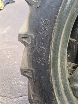 Pneu RS09 - 3