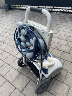 Bazénovy vysávač Zodiac Cybernaut NT - 3