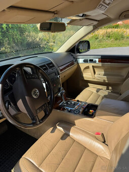 Volkswagen Touareg 2.5 TDI – 1. majitel, perfektní stav - 3
