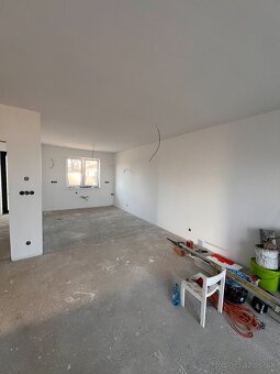 Exkluzívne na predaj: Moderný 4-izbový bungalov - 3