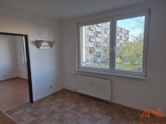 Na predaj 1.izbový byt Komárno - 3