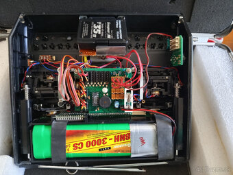 RC vysielač Graupner - 3