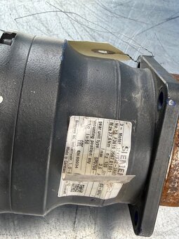 Predam planetovu prevodovku s pomerom 1:50 - 3