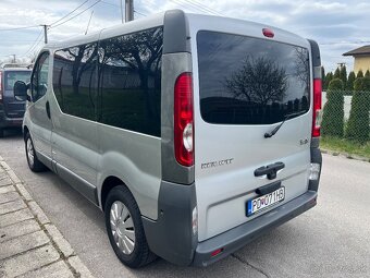 Prenajom 9 miestneho vozidla Renault Trafic - 3
