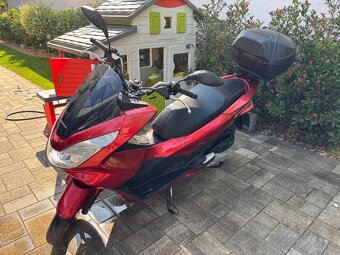 PCX len 8700km LED; 2014; Orig. Velky Kufor Honda - 3