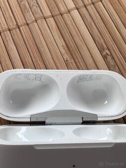 Originálna nabíjacia krabička – Apple AirPods Pro 1.gen - 3