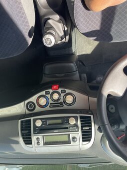 Nissan Micra 1,4 - 3