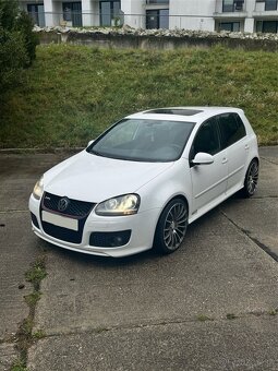 VW Golf GTI edition 30, manuál, strešné okno, candy white - 3