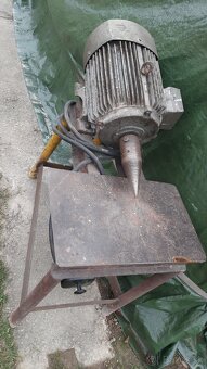 Predam kužeľovu štiepačku dreva - 3