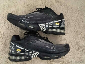 NIKE AIR MAX TN TUNED - 3