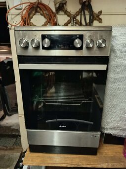 Predám elektrický sporák AMICA - 3