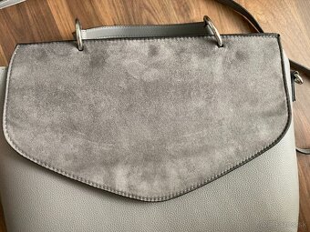 Šedá kabelka - 3