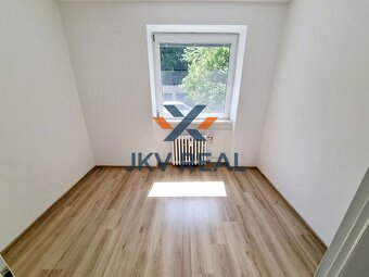 PREDAJ 4-IZB.BYT PO REKONŠTRUKCII ČAKÁ NA PRVÉHO MAJITEĽA, B - 3