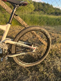 Horský bicykel GT Sensor Comp - 3