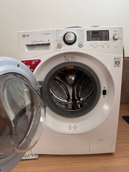 Pracka LG True Steam - 3