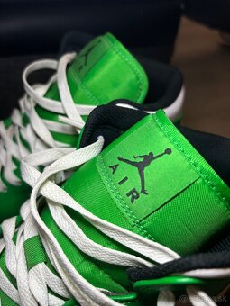 Air Jordan 1 Mid “Lucky Green” - 3