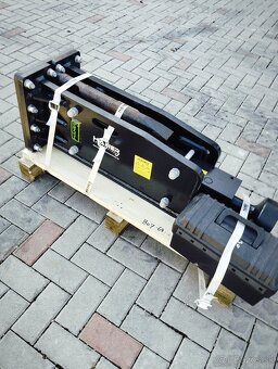 hydraulicke demolačné kladivo - 3