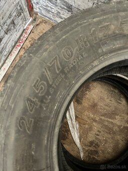 245/70 R17,5 - 3