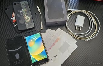 IPHONE 8 SPACEGRAY (64 GB) - 3