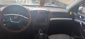 ŠKODA OCTAVIA - 3
