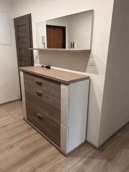 Obývačková a predsieňová zostava - 3