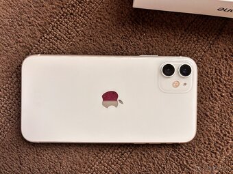 iPhone 11 - 3