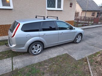 Ford Focus combi 1.6 tdci, 80 kW, r.v. 2/2011 - 3