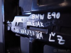 BMW E90 3er rady 3- držiak/výztuha zadného nárazníka - 3