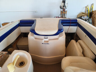 WELLCRAFT EXCEL 21 SL motorový čln s prívesom dvojnápravovým - 3