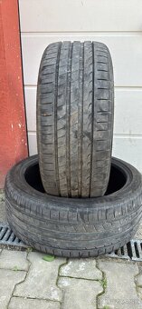 Predám 245/40r20 - 3