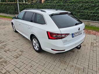 ŠKODA SUPERB COMBI III 1.6 TDI DSG KAMERA ŤAŽNÉ KESSY 2016 - 3