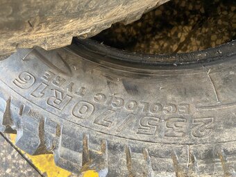 Predám 2x offroad protektor 235/70r16 - 3