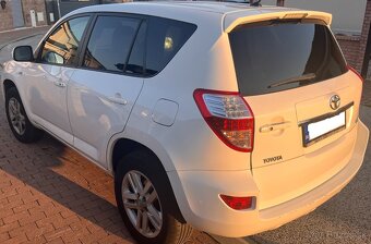 Toyota RAV4 2.2l D-CAT A/T 4WD - 3