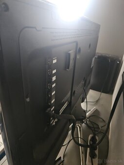 Samsung UE46ES6900 40" 101cm - 3