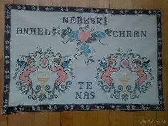 STAROŽITNÉ VYŠÍVANÉ NÁSTENKY - 3