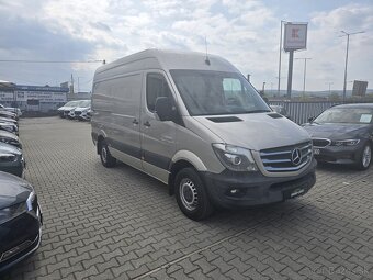 Mercedes-Benz Sprinter - 3