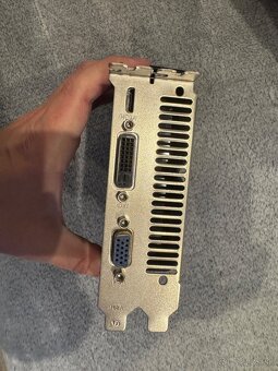 Gainward GeForce GTX 750 Ti 2GB DDR5 - 3