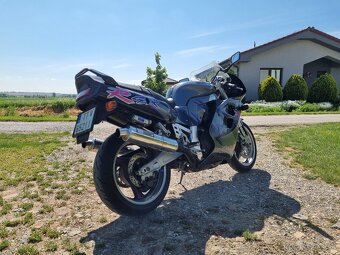 Suzuki GSXR 1100 WP - 3