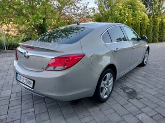 Opel Insignia 2.0 tdci -118 kW rok .2012 sedan - 3