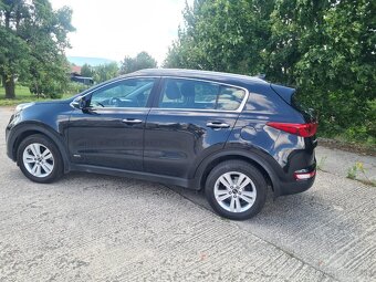 Kia Sportage 2,0crdi 136kw 4x4 rok 2017 - 3