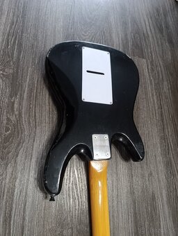 Elektrická gitara - 3
