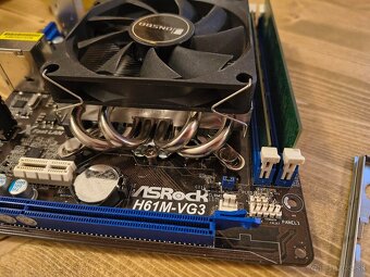 Asrock H61M-VG3 + i3 3220 + 2x4GB + chladic - 3